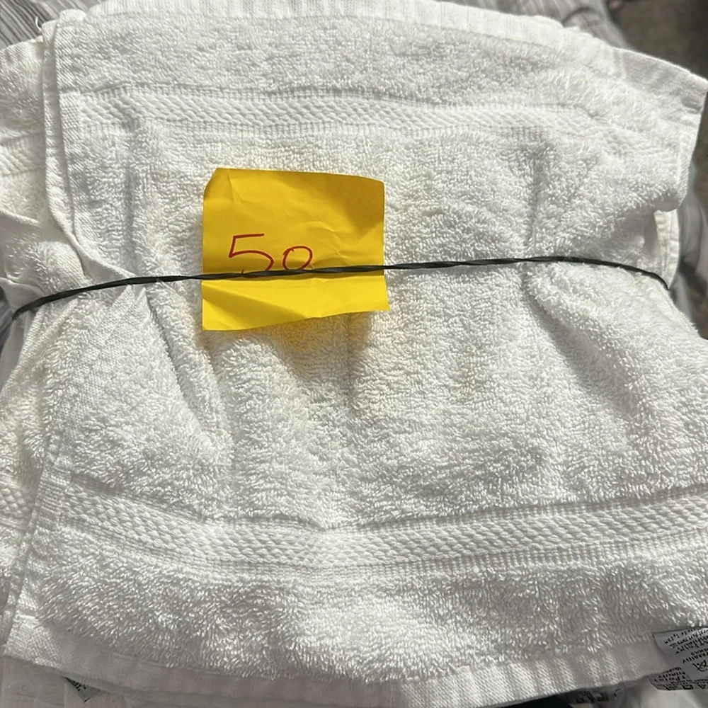 50 wash clothes . From condos. ( professionally cleaned.)